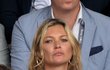 Veteránka Kate Moss (43)