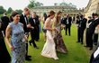 Princezna Kate se Sarah Rose Hanburyovou na letní nadační akci v roce 2016. 