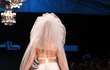 Kate své nádherné křivky předvedla na přehlídce spodního prádla během týdne módy Mercedes-Benz Fashion Week v Miami.