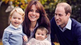Kate a William se snaží o miminko, naznačují britské sázkové kanceláře