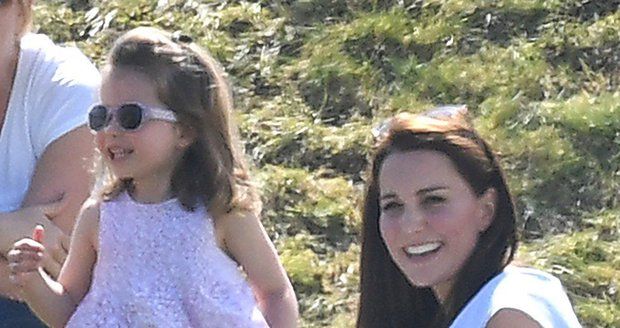 Malá Charlotte je posedlá módou, říká o své dceři princ William