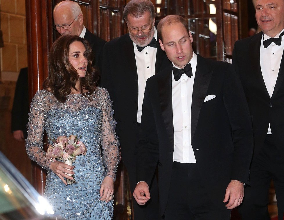 Kate a William čekají třetí dítě, narodit by se mělo na jaře.