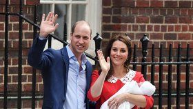 Kate a William ukázali třetího potomka.