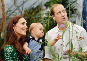 Kate a William čekají druhé dítě.