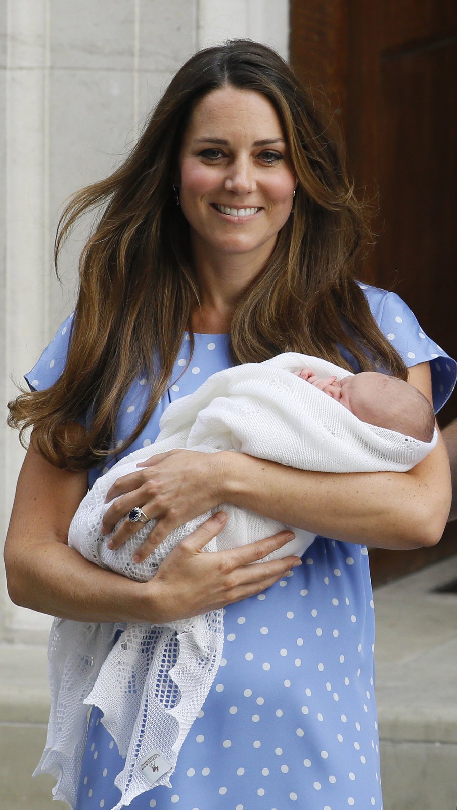 Krásná vévodkyně Kate s malým princem