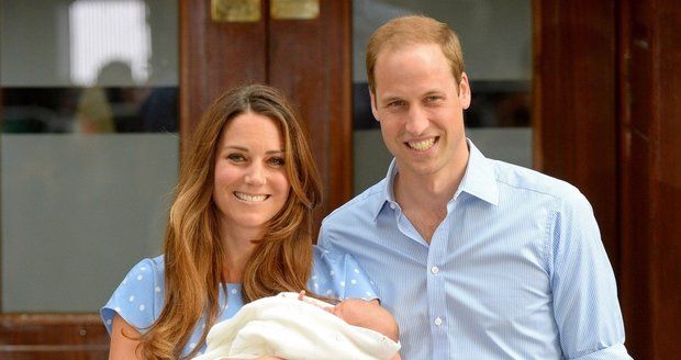 Kdy se narodí druhý potomek Kate a Williama? Vévodkyně začíná přenášet.