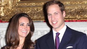 Kate a William u příleřitosti jejich oficiálních zásnub v roce 2010