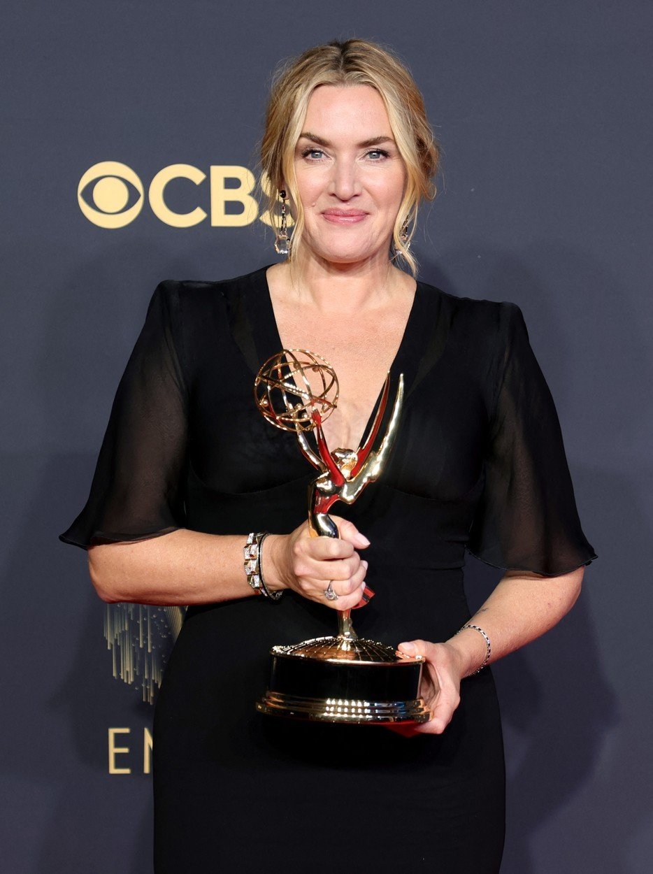 Kate Winslet získala Emmy za výkon v seriálu Mare of Easttown 