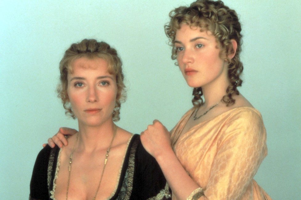 Kate Winslet a Emma Thompson ve filmu Rozum a cit