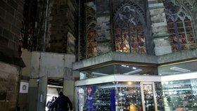 Islamisté údajně plánovali zaútočit na katedrálu v Kolíně nad Rýnem a na kostel ve Vídni.