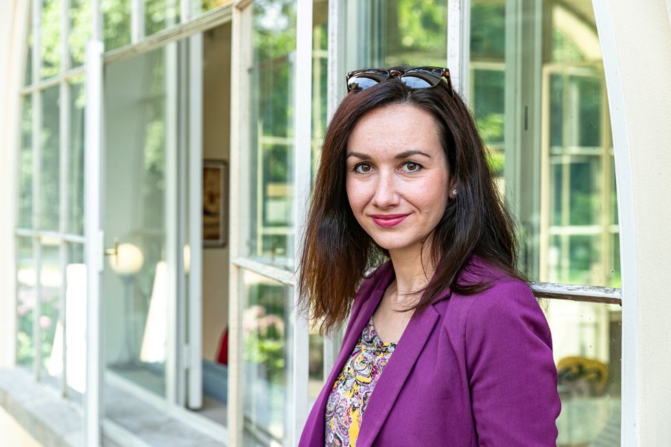 Kateřina Etrychová (32), žena, která stála za úspěšnými kampaněmi Mirky Dobešové a Ivanky Danišové, během rozhovoru s Blesk Zprávami.