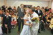 Svatba Kateřiny Konečné (KSČM) v roce 2008 v Novém Jičíně