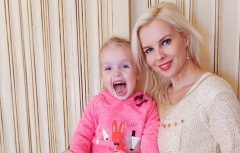 Kateřina Kristelová: Dcera si mě v oblékání vychovává