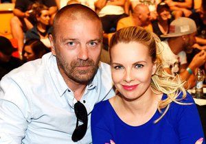 Kateřina Kristelová s Tomášem Řepkou na sportovním zápasnickém večeru