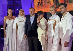 Miss Kateřina Průšová: Předváděla pro prezidenta Pellegriniho! Miss Kateřina Průšová: Předváděla pro prezidenta Pellegriniho!