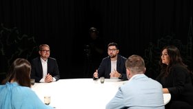 Předvolební debata Blesku 2026: Hosté byli Kateřina Stojanová (Piráti), Matěj Gregor (Motoristé), Benjamin Činčila (KDU-ČSL), Matěj Ondřej Havel (TOP 09).