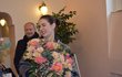 Prezidentova dcera Kateřina Zemanová přijela do teplické nemocnice předat šek zdravotníkům (16.12.2022) Prezidentova dcera Kateřina Zemanová přijela do teplické nemocnice předat šek zdravotníkům (16.12.2022)