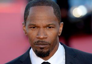 Je Jamie Foxx novým přítelem Katie Holmes?