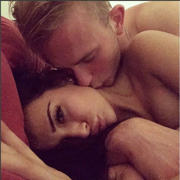 Modelka Katka v posteli s hokejistou Dominikem Rudlem