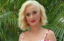 Kraví móda mamky Katy Perryové: Flekatá a fit 