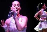 Katy Perry to rozjela v Praze: Na hlavě jí svítily copánky!