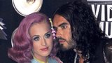 Rozvod Katy Perry: Zpěvačka se při něm usmívala