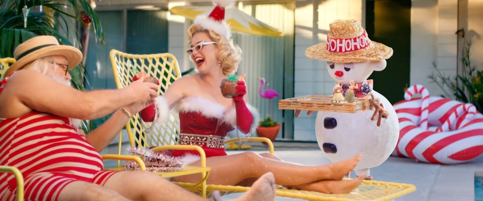 Rozkošný vánoční klip Katy Perry