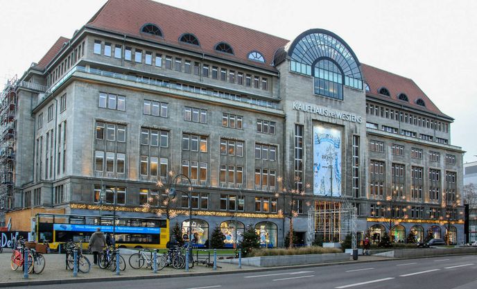 K exkluzivním nemovitostem, které mohou brzy změnit majitele patří také berlínský obchodní dům Kaufhaus des Westens.