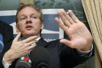 Šéf WikiLeaks? V posteli je nula! Říká žena, která ho obvinila ze znásilnění