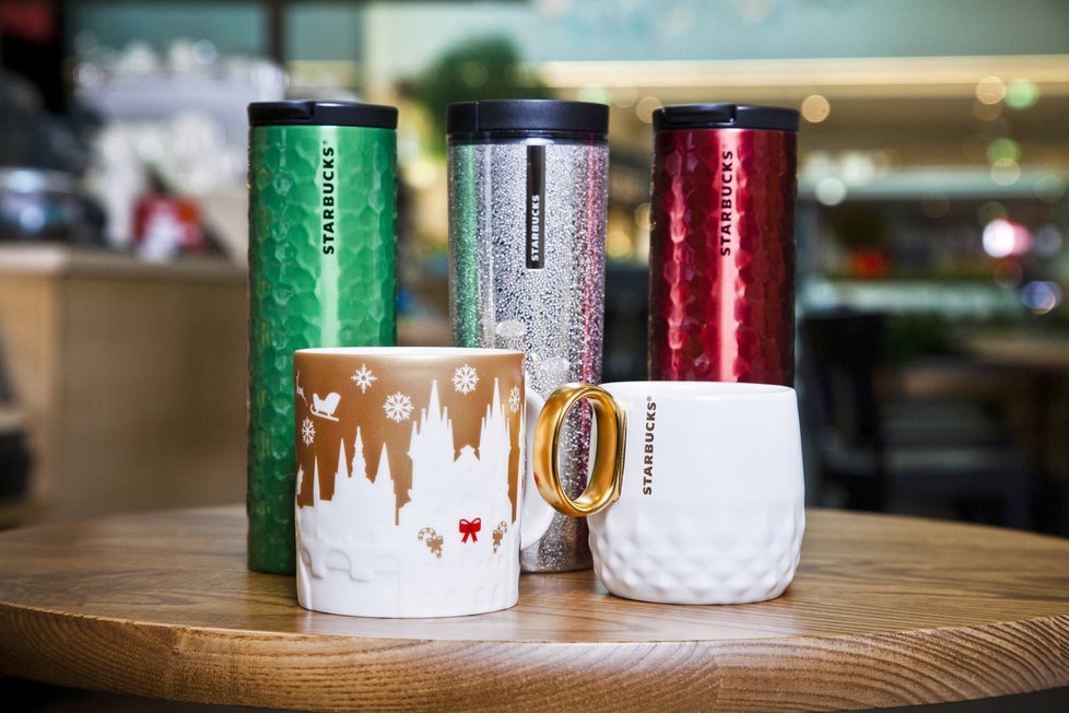 Hrnky a termohrnky Starbucks, různé ceny, koupíte v kavárnách Starbucks