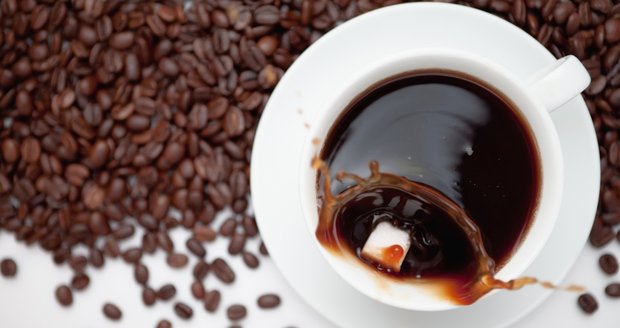 Příprava kávy doma není žádná věda. Jen se musíte vyhnout nejčastějším chybám.