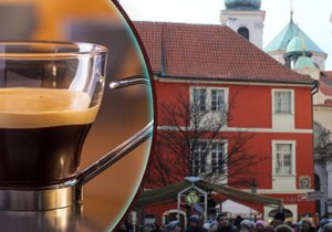 První kavárna v Praze vnzikla údajně v domě U Zlatého hada. Provozoval ji arménský obchodník Georgius Deodatus.