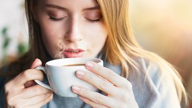 I pravidelné pití kávy může být zdravé! Čtěte tipy, jak toho docílit