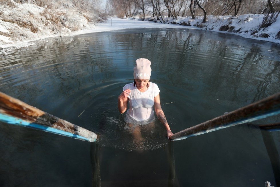 (Nejen) ruští křesťané v Kazachtánu: Ledová koupel na epifanii (19. 1. 2023).