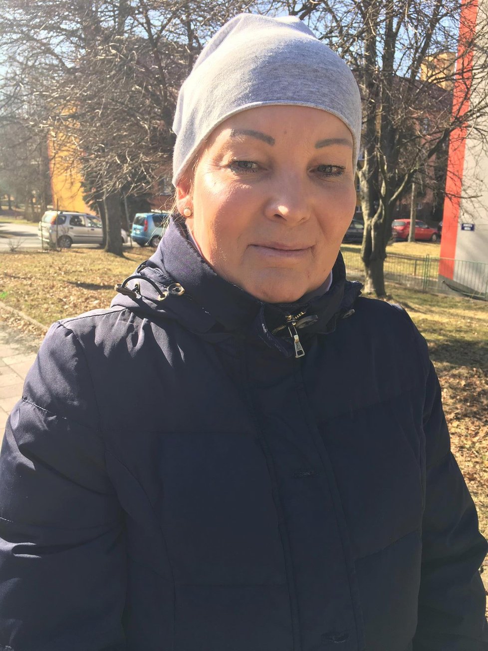 Pavla Šímová (42), invalidní důchodkyně, Frenštát pod Radhoštěm: „Myslím si, že existují. Nedávno mi shořela v ruce žehlička na vlasy. Naštěstí jsem ji měla opřenou o nohu, takže mi jen propálila tepláky. Vysypal se z ní jen prach.“