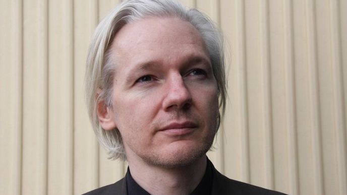 Kdyby byly všechny diplomatické depeše takové, jaky ty z pražského velvyslanectví USA, musel by si Julian Assange rvát vlasy