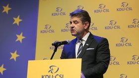 Ukrajinský velvyslanec v ČR Jevhen Perebyjnis na volebním sjezdu KDU-ČSL (23.4. 2022)