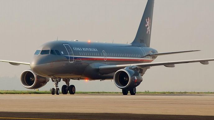 Ke dvěma Airbusům sloužícím k dopravě vládních činitelů a vojáků přibyde třetí stroj