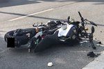 Na Rozvadovské spojce bourali dva motorkáři (ilustrační foto).