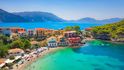 Kefalonia vás dostane průzračným mořem