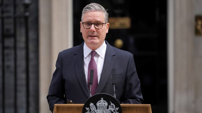 Britský premiér Keir Starmer při oznamování své rezignace (22.6.2026) Britský premiér Keir Starmer při oznamování své rezignace (22.6.2026)