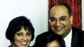 Britský poslanec Keith Vaz s rodinou