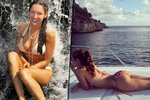 Kelly Brook vystavila své překrásné tělo slunci na luxusní jachtě.