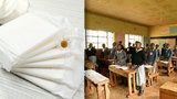 Dívky kvůli menstruaci často chybí ve škole, v Keni dostanou vložky zdarma