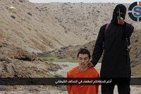 Vrah z IS popravil dalšího zajatce: Obludný zločin, zlobí se Obama! Japonsko pláče