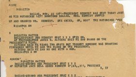 Donald Trump odložil zveřejnění některých utajovaných dokumentů z vyšetřování atentátu na někdejší hlavu Spojených států Johna Kennedyho.