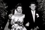 Svatba JFK a Jackie Bouvierové v roce 1953.