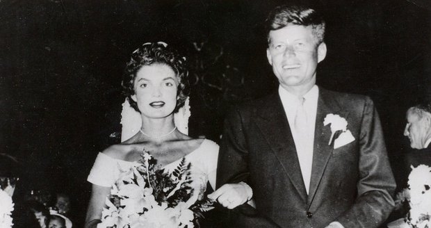 Svatba JFK a Jackie Bouvierové v roce 1953