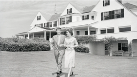 Kde žil prezident USA John F. Kennedy jako kluk a jak zabydlela Bílý dům jeho žena Jackie?