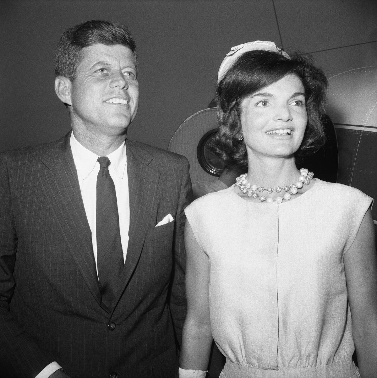 Kennedy byl idolem žen všech generací.